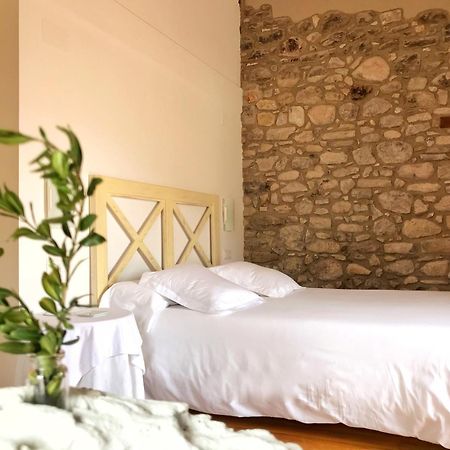 El Castell De La Pobla De Lillet (Adults Only) Villa Exterior photo
