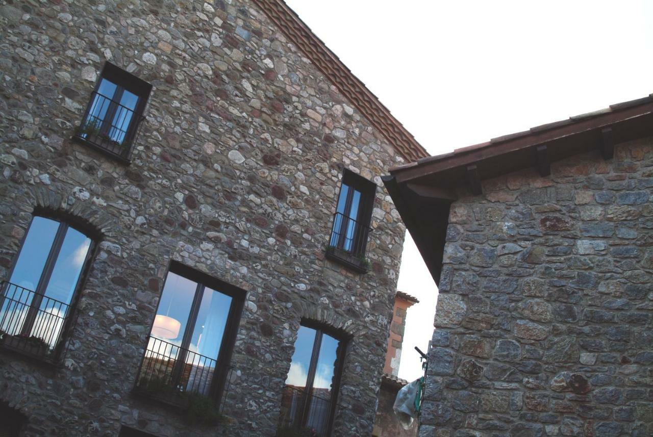 El Castell De La Pobla De Lillet (Adults Only) Villa Exterior photo